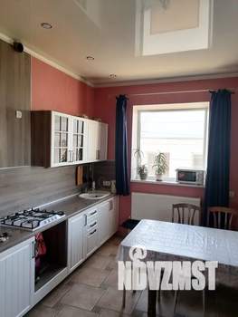 Дом 100м², 2-этажный, посуточно,