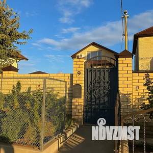 Дом 100м², 3-этажный, посуточно,