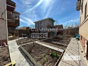 Дом 247м², 3-этажный, участок 498 сот.