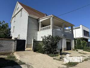 Дом 390м², 3-этажный, участок 6 сот.