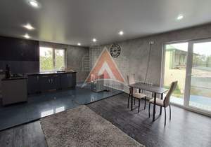 Дом 210м², 2-этажный, участок 8 сот.