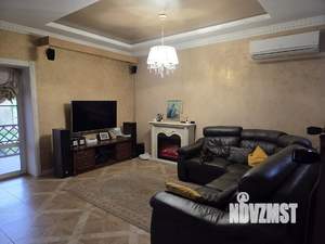 Коттедж 159м², 2-этажный, участок 7 сот.