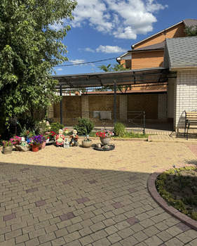 Дом 345м², 3-этажный, участок 9 сот.