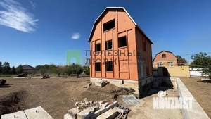 Дом 174м², 3-этажный, участок 15 сот.