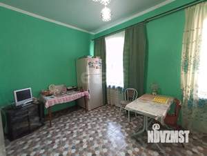 Дом 251м², 3-этажный, участок 8 сот.
