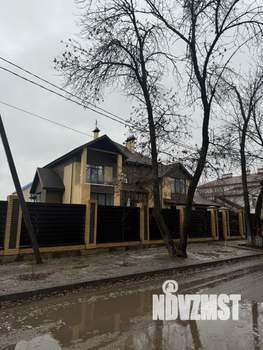 Коттедж 400м², 3-этажный, участок 8 сот.