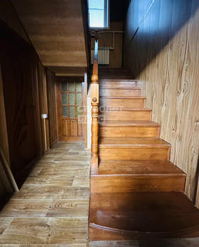 Дом 300м², 3-этажный, участок 6 сот.