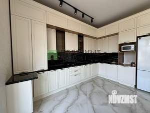 Коттедж 233м², 2-этажный, участок 7 сот.