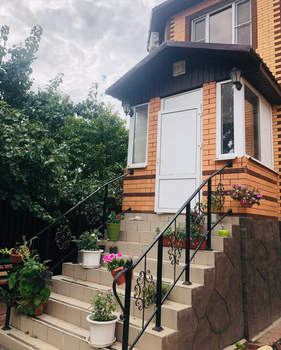 Дом 181м², 2-этажный, участок 4 сот.