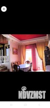 Коттедж 380м², 3-этажный, участок 10 сот.