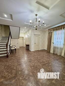 Дом 339м², 3-этажный, участок 8 сот.