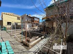 Дом 247м², 3-этажный, участок 498 сот.