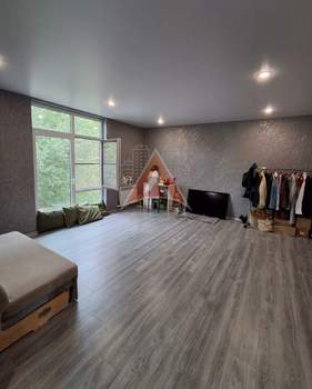 Дом 210м², 2-этажный, участок 8 сот.