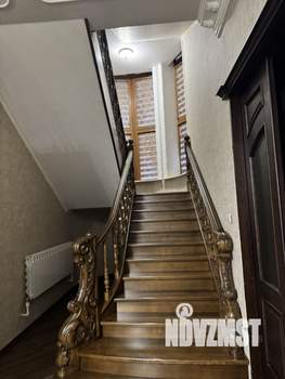 Коттедж 432м², 3-этажный, участок 6 сот.