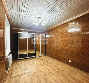 Дом 300м², 3-этажный, участок 6 сот.