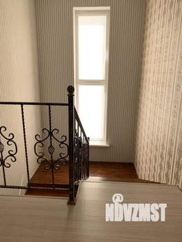 Дом 202м², 2-этажный, участок 5 сот.