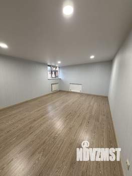 Дом 848м², 3-этажный, участок 8 сот.