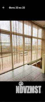 Коттедж 305м², 2-этажный, участок 6 сот.