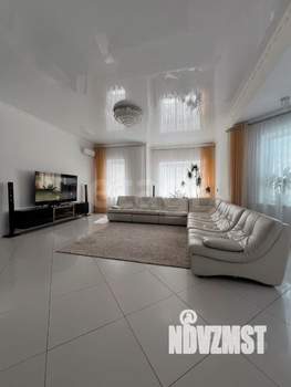 Дом 400м², 3-этажный, участок 8 сот.