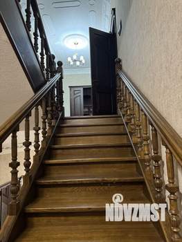 Коттедж 432м², 3-этажный, участок 6 сот.