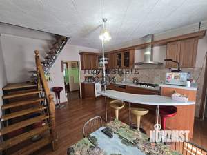 Дом 150м², 2-этажный, участок 6 сот.