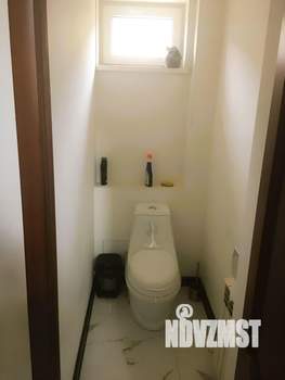 Дом 680м², 3-этажный, участок 20 сот.