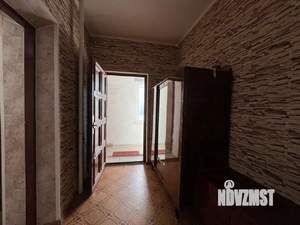 Дом 252м², 3-этажный, участок 806 сот.