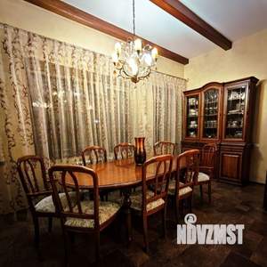 Коттедж 305м², 2-этажный, на длительный срок, 