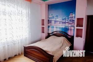 Дом 300м², 3-этажный, посуточно, 