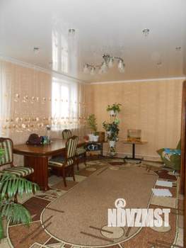 Коттедж 200м², 2-этажный, на длительный срок, 