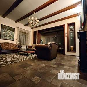 Коттедж 305м², 2-этажный, на длительный срок, 