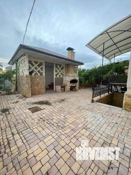 Дом 332м&sup2;, 2-этажный, на длительный срок, 