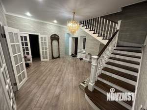 Коттедж 200м&sup2;, 2-этажный, на длительный срок, 