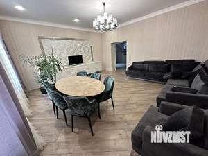 Коттедж 200м&sup2;, 2-этажный, на длительный срок, 