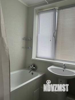 Коттедж 100м², 2-этажный, на длительный срок, 