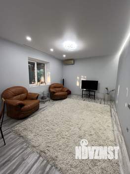 Коттедж 300м², 2-этажный, на длительный срок, 