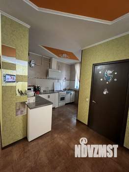 Коттедж 177м², 3-этажный, на длительный срок, 