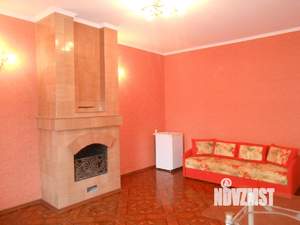 Дом 200м², 3-этажный, участок 7 сот.  