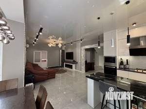 Коттедж 215м², 2-этажный, участок 6 сот.  
