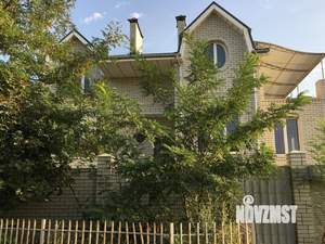 Коттедж 360м², 3-этажный, участок 20 сот.  