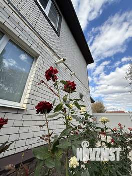 Дом 184м&sup2;, 2-этажный, участок 3 сот.  