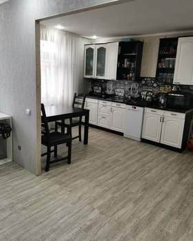 Дом 120м², 2-этажный, участок 6 сот.  