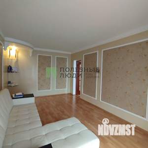 Дом 271м², 2-этажный, участок 6 сот.  