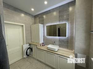 Дом 215м², 2-этажный, участок 7 сот.  