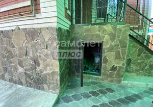 Дом 290м², 2-этажный, участок 10 сот.  