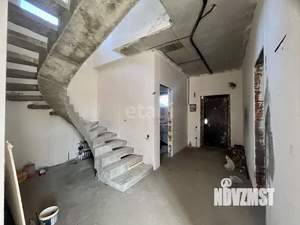 Коттедж 200м², 2-этажный, участок 5 сот.  
