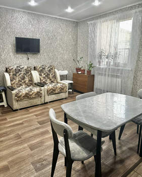 Дом 118м², 2-этажный, участок 1 сот.  