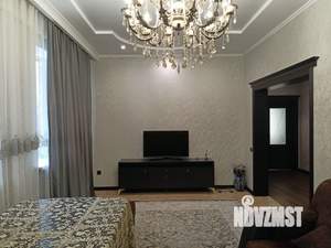 Дом 232м², 2-этажный, участок 5 сот.  
