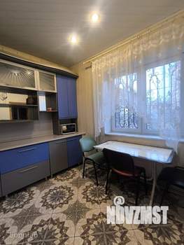 Дом 360м², 3-этажный, участок 7 сот.  