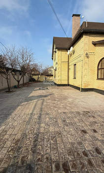 Дом 197м&sup2;, 2-этажный, участок 7 сот.  